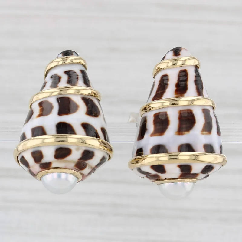 women's earrings cushion cut -Conch Shell Pearl Earrings Trianon 36038 Conus Ebraus 18k Gold Leopard Print