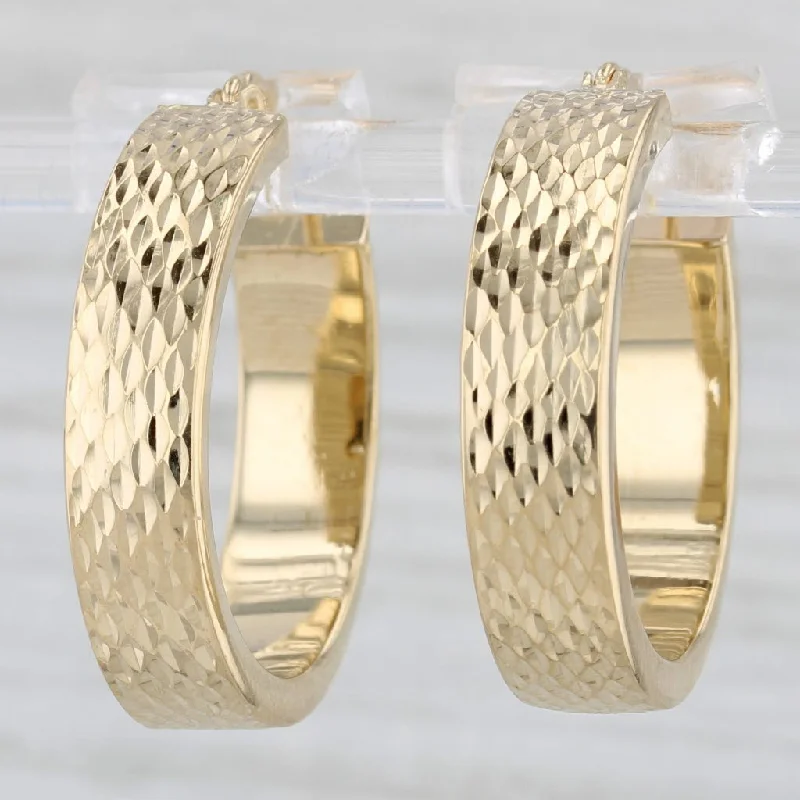 women's earrings nature inspired -Round Textured Hoop Earrings 18k Yellow Gold Snap Top Hoops