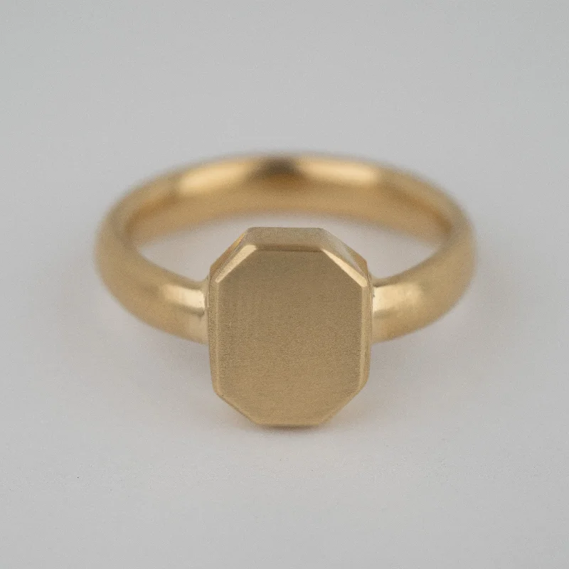 women's ring for mother -Block Signet