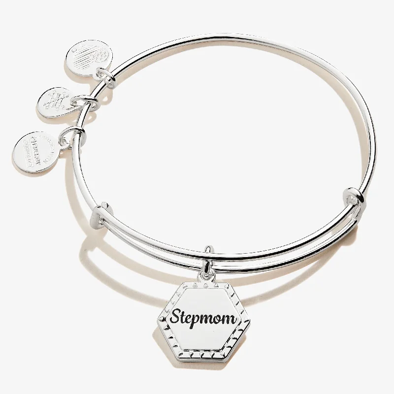 women's bracelets with sapphire -Stepmom, 'You're In My Heart Forever' Charm Bangle